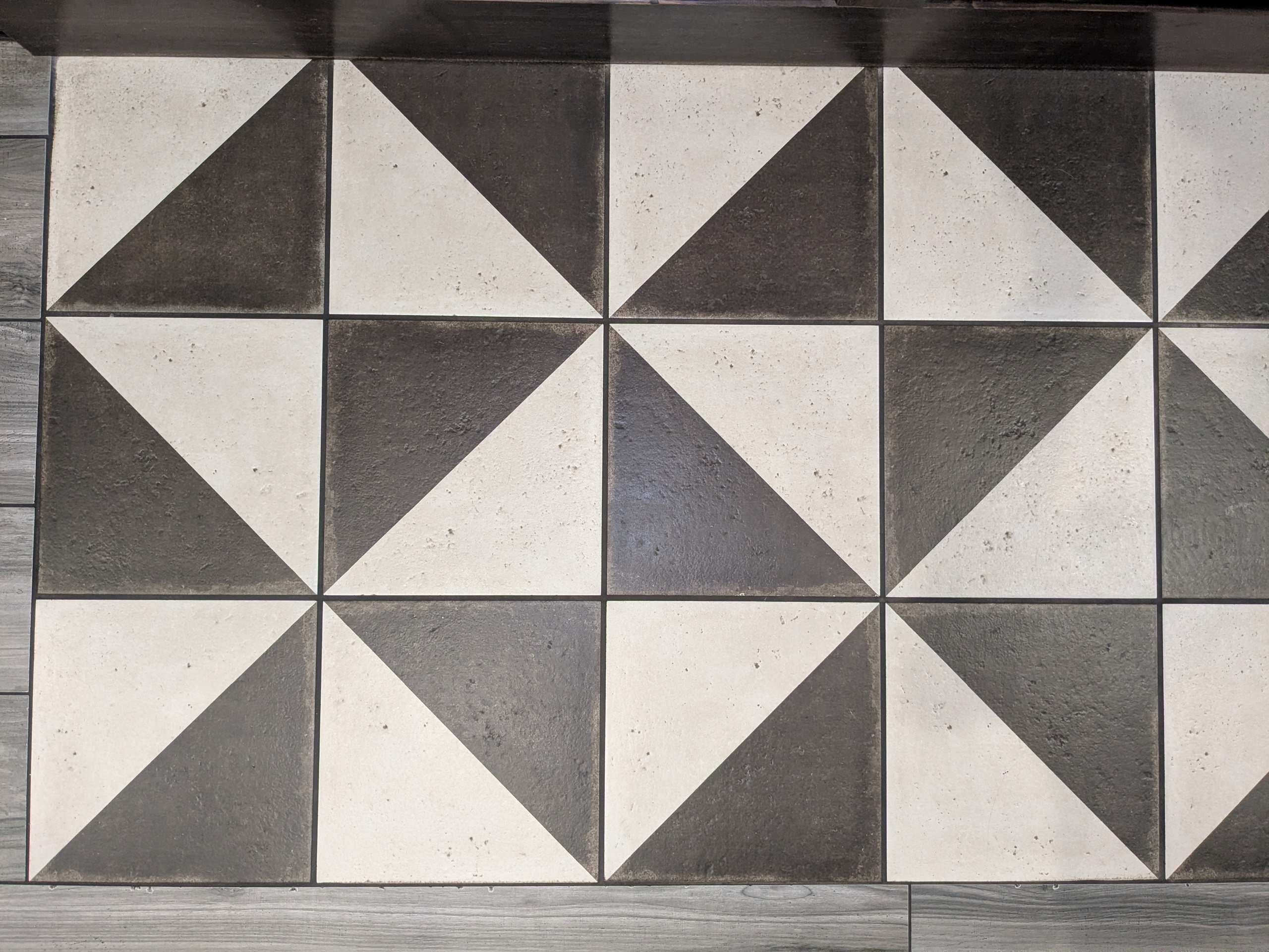 Tile floor before cleaning